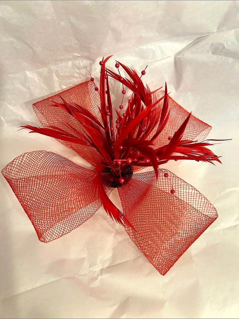Red Feather Mesh Hair Clip